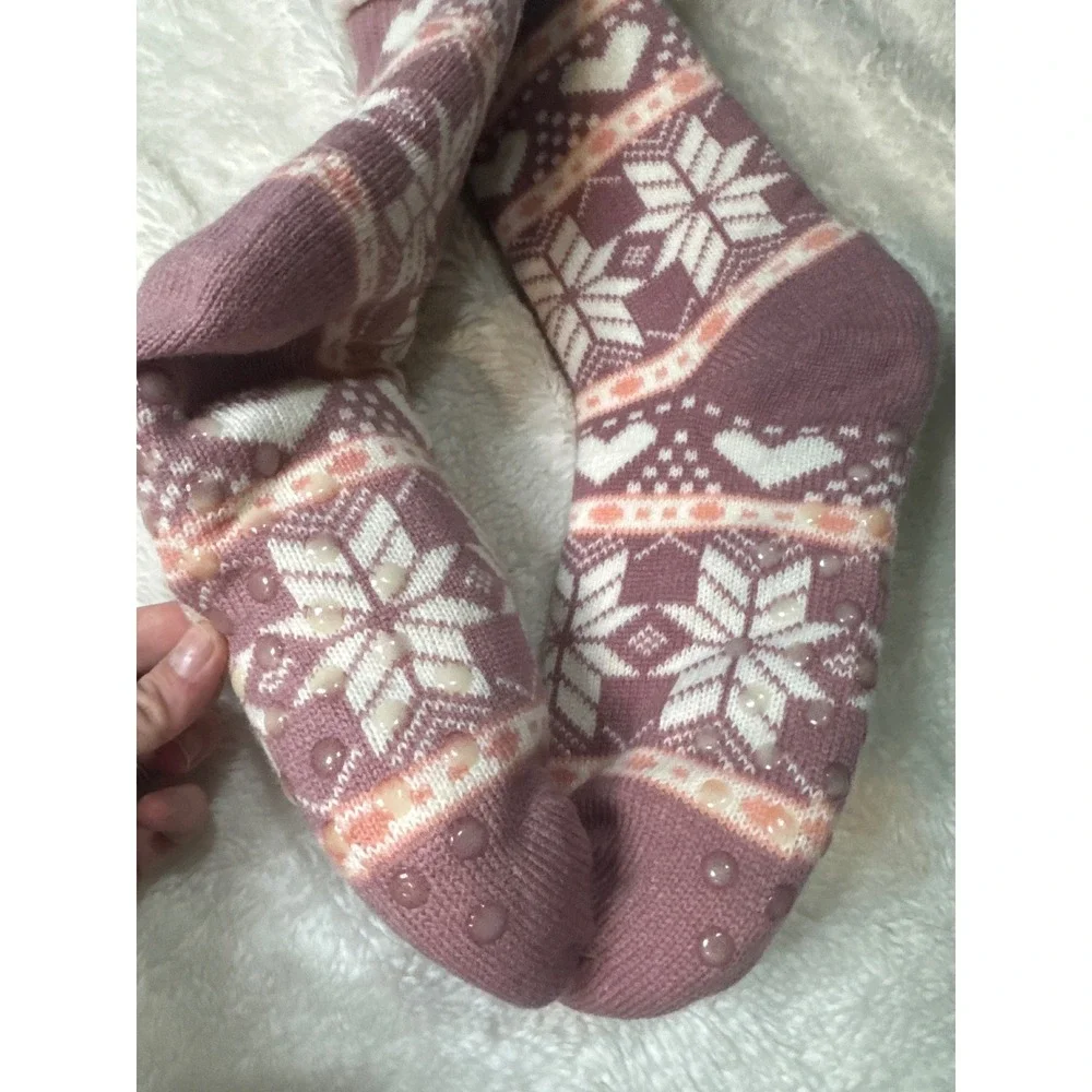 Booted Mauve Pink Fair Isle‎ Snowflake Heart Sherpa Lined Gripper Slipper Socks